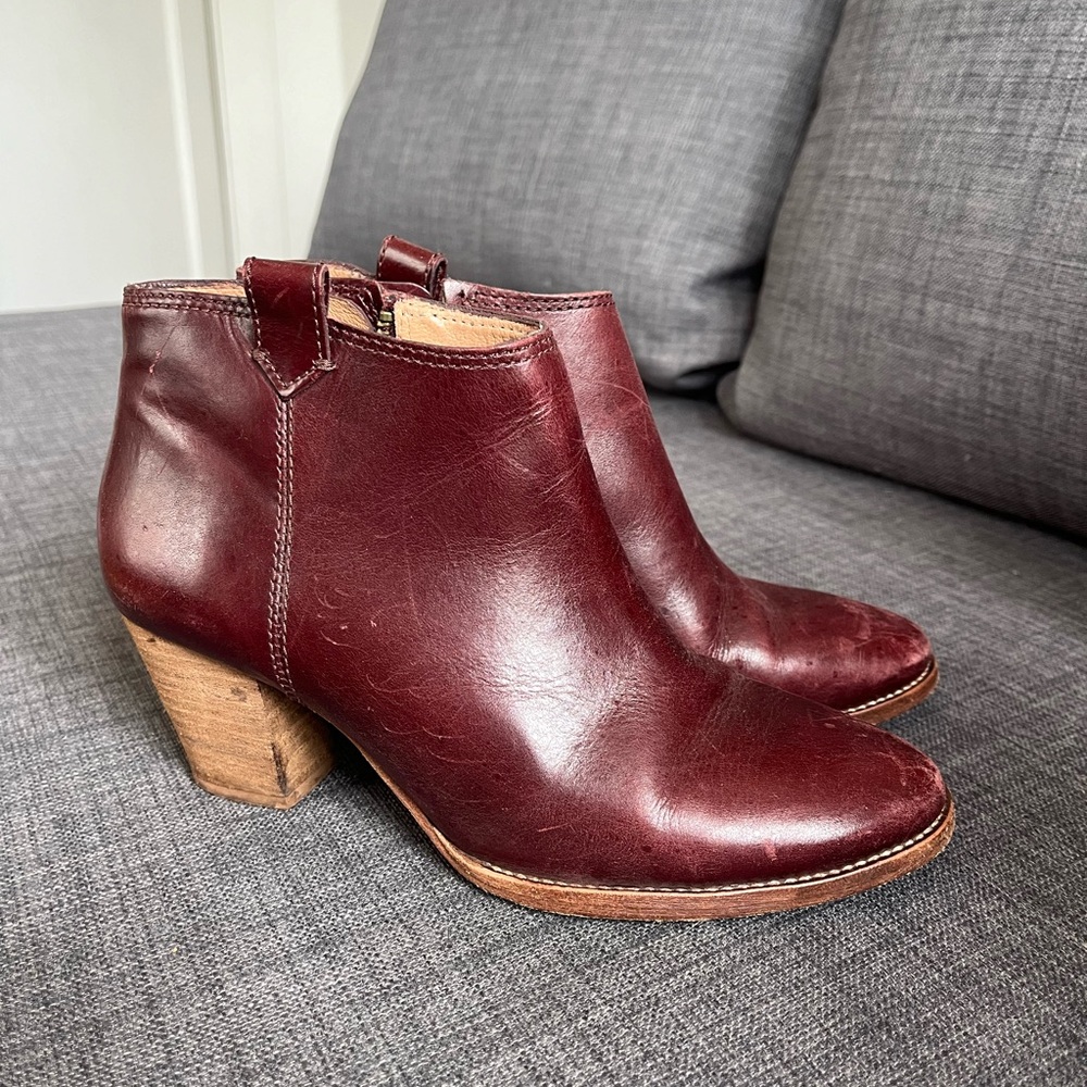 Madewell Cabernet Red Billie Ankle Booties with Side Zipper F8640